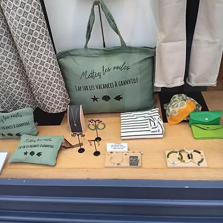 : Appart. Vue Proche Centre