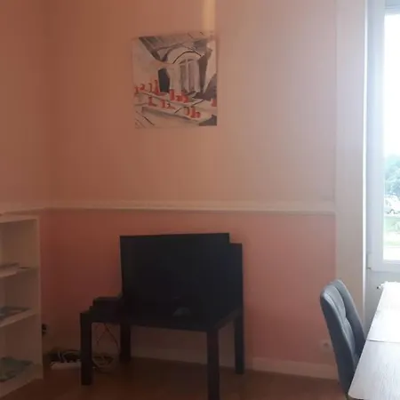 : Appart. Vue Proche Centre *