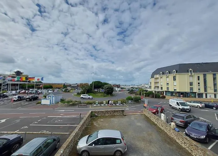 : Appart. Vue Proche Centre *